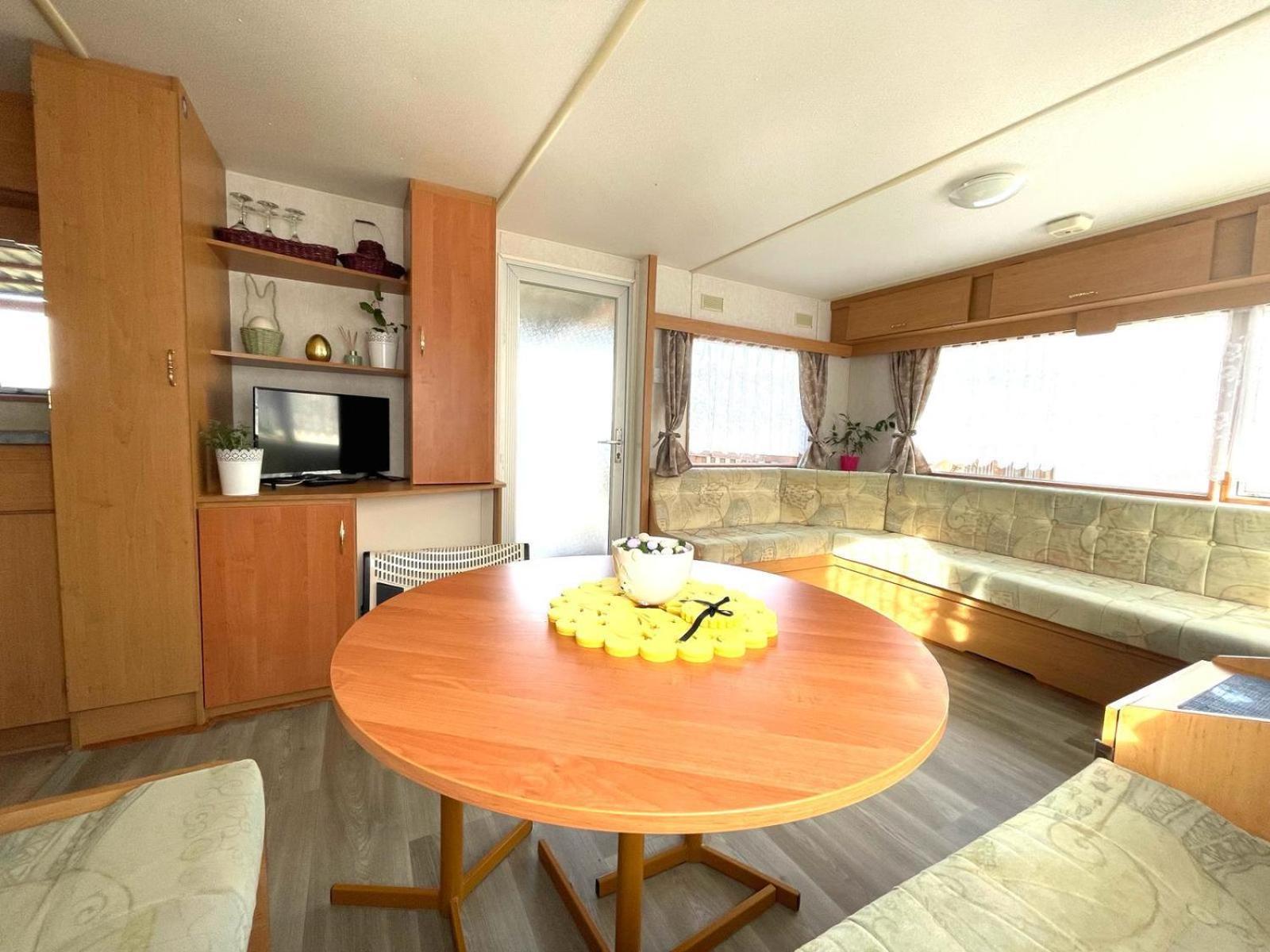 Mobilheim Na Louce Villa Vyrovice Buitenkant foto